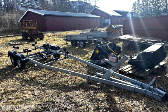 Tandemakslet  båthenger med vinsj